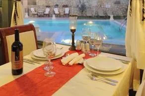 EXPLOR Mansion - Inclusive Experience - Image 4