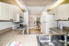Shorewalk Full Condo Lake view Near to Beach IMG - Image 2