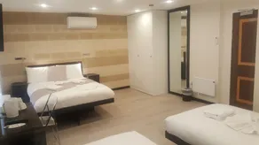 MStay Hotel 43 - Image 4