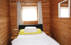 Amazing Home in Hulshorst With 3 Bedrooms and Wifi - Image 2