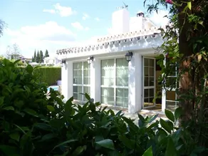 Private Cosy Villa in Marbella Area - Image 4