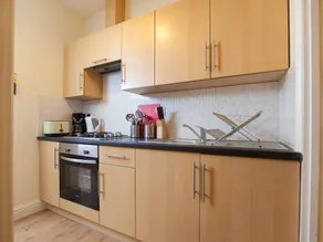 One Bedroom Flat in Harrow 62D - Image 5