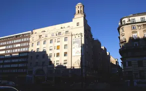 Zumin Apartment - Image 4