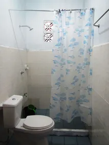 Coron Guapos Guesthouse - Image 5