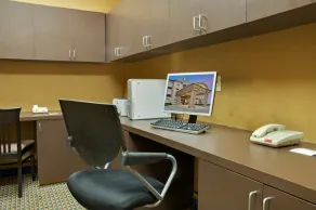 Holiday Inn Express & Suites Houston Energy Corridor - W Oaks - Image 2
