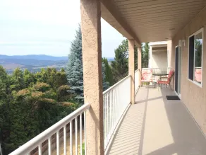Acker Vacation Homes & Suites - Image 2