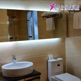 Tai Bei Holiday Hotel - Image 5