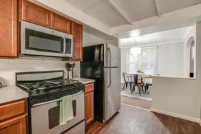 Stylish Getaway of University District - Image 4