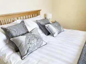 Hillview Cottage - Image 2