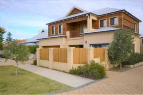 Terrific Townhouse - Image 4