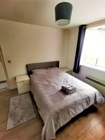 Stylish Luton Apartment With Wi-fi & Free Parking - Image 2