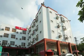 OYO Flagship 046 Vaishali Max Hospital - Image 3