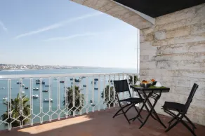 Remarkable view over Cascais Bay - Image 5