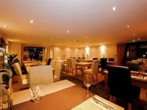 The 3 Horseshoes - Image 5