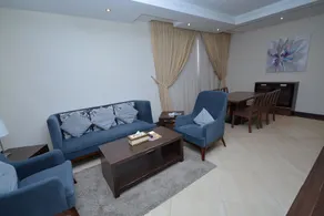 High End Gardens Aparthotel - Image 5
