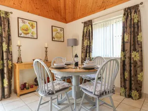 Suntrap Hideaway - Image 5