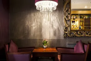 Regent by the Lake Hotel - Image 2