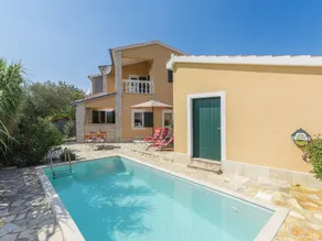 Comfortably and lovingly furnished villa with pool for a relaxing family holiday - Image 5