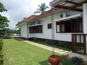 Serene Villa - Image 4