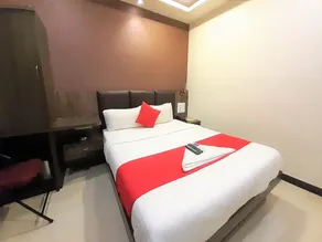 A One by Hexa Rooms - Image 2