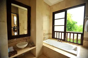 Casablanca Suite - Image 1