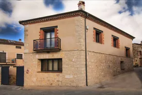El Encanto de la Villa - Image 4