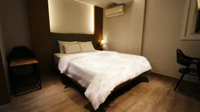 Demian Hotel - Image 4