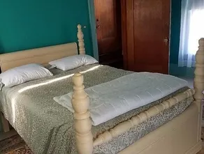 The Old Victorian Inn - Image 2