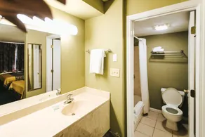 Hometown INN - Image 4
