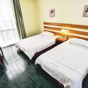 Bestnight Inn - Image 5