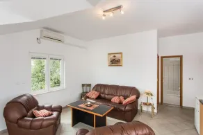 Apartments Villa Maslina - Image 3