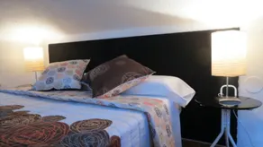 Comet Suites Elvira - Image 5