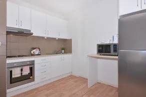 The Palm Apartments - Image 5