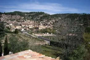 Villa With 4 Bedrooms in Cotignac, With Wonderful City View, Private P - Image 3