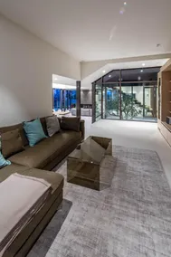 Villa Aura Caesar 5 Bedroom villa Ultra modern and luxurious Stunning sea and town views - Image 3
