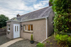 Holloway - 2 Bedroom Cottage - Stepaside - Image 2