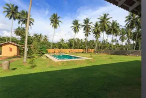 Ocean Ripples Resort - Image 4