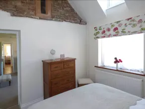 High Rising Cottage - Image 2