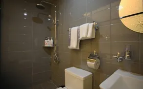 Hotel Daisy - Image 4