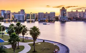 Updated Bayside Getaway: Pool, Hot Tub, Near Beach 1 Bedroom Condo - Image 3