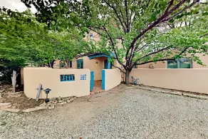 Casa Monzon - Perfect Location, Bright and Sunny Interior - Image 3