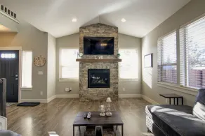 Jacksons Place 3 Bedroom Home by Redawning - Image 5
