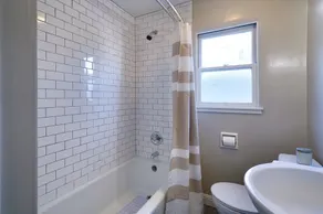 @ Marbella Lane - 3BR SFR 2Floor DTWN SJ Ldry - Image 3