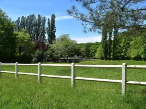 Unique Holiday Home With Pool in Combreux Centre - Image 5