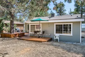 Walking Distance To Lake Baron & Golf Course 3 Bedroom Home - Image 4
