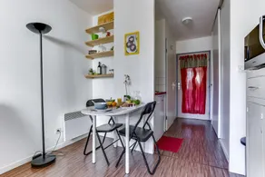 Nice Studio in Quiet Area - Image 4