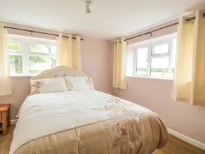 Hayleaze Farm Holiday Cottage - Image 4