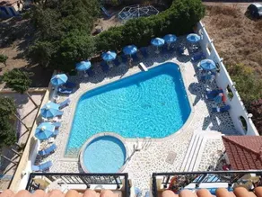 Blue Bay Hotel - Image 3