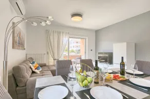 Adriatic Sol Apartments - Image 4