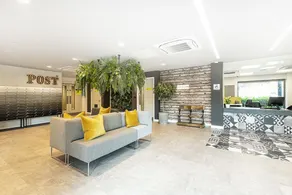 Clifford House - Image 2